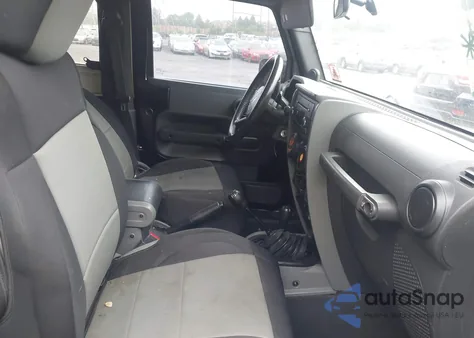 2007 Jeep Wrangler Rubicon from USA, damaged, VIN 1J4GA64117L149666